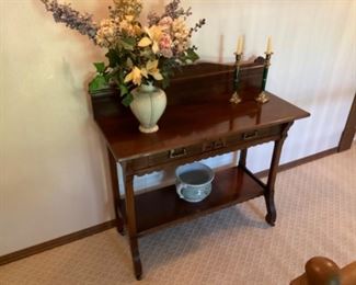 ANTIQUE WASH STAND $125.00
