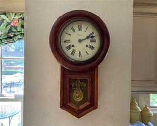 OLD CLOCK 75.00 WORKS