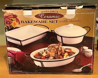 Ceramic Bakeware Set with Stands