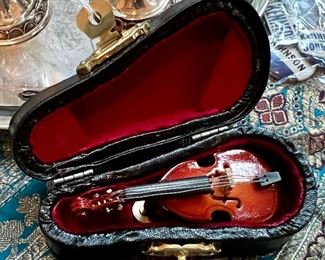 Teeny Tiny Violin