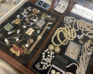 Fine Gold Jewelry and Pearls , Etc. 