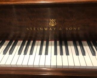1915 Steinway B Model Concert Grand,  Mahogany Case, Excellent Condition, owned by Concert Pianist .  