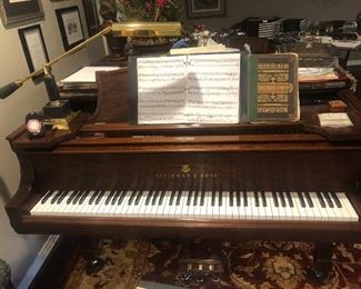1915 Steinway B Model Concert Grand,  Mahogany Case, Excellent Condition, owned by Concert Pianist .  
