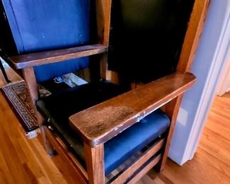 Arts and Crafts arm chair