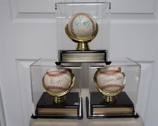 Ken Griffey Jr., Nolan Ryan, Pete Rose signed baseballs