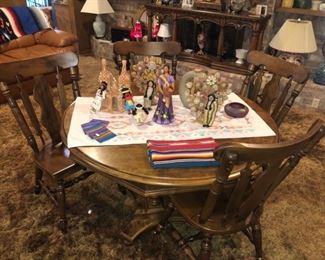 Dining set by Temple-Stuart "Rockingham Maple". SOLID WOOD, and it has the matching china cabinet!