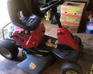 Like New! TROY BILT rear engine riding mower.