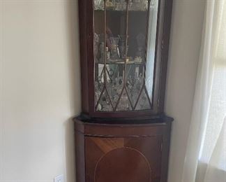Corner Display Hutch