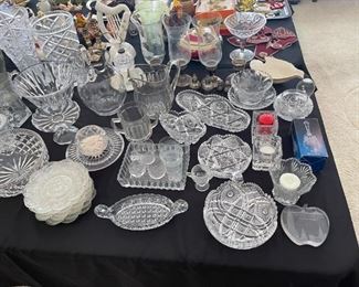 Lots of glass, many pieces of Waterford! 