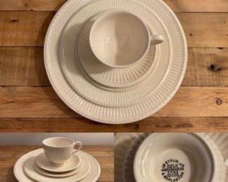 Wedgwood England of Etruria & Barlaston Bone China 5 pc place setting Complete Service for 12 