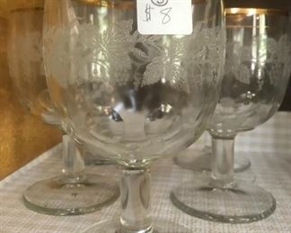 Set of 5 glasses