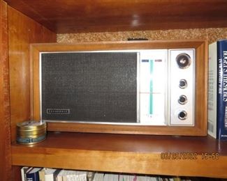 Vintage Panasonic Radio