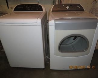 Whirpool Cabrio Washer & Gas Dryer