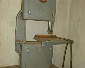 SPRUNGER Bandsaw