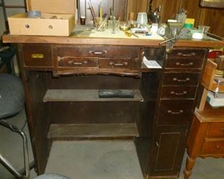 Beautiful old work bench