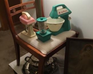 Vintage plastic mixers & blender 