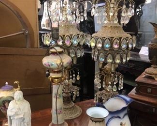 ANTIQUE LAMPS 