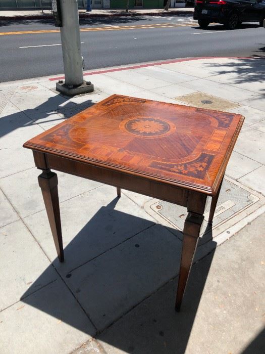 AN ANTIQUE WOODEN DINNING TABLE. LOTS MORE AVAILABLE IN STORE THAT ARE NOT PHOTOGRAPHED 