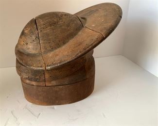 Ladies Wooden Hat Mold 1218 22