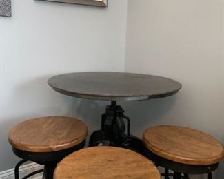 Table with 3 stools; industrial