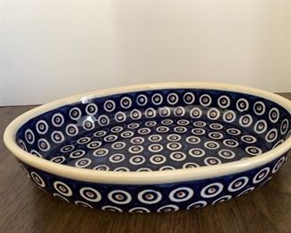 Boleslawiec Poland oval baking dish, "mosquito"