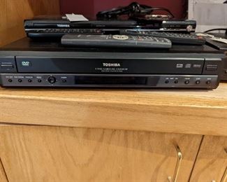 Toshiba 5 Disc Carousel Changer