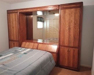 Large Mirrored Bedroom Dresser