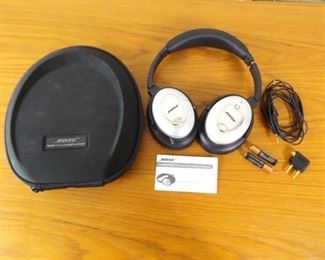 Bose Quiet Comfort 15 Noise Canceling Headphones