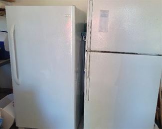 Freezer and a freezer / refrigerator.