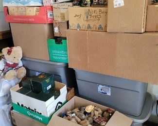 Many Boyd Bears! Many in original box's we will set up for display soon.