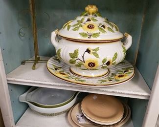 Very Large Soup/Casserole Tureen