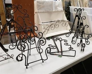 Sample of Displays & easels for sale