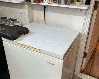 Working deep freezer