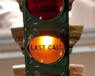 Vintage 1960s B&B Bar Lamp Stop Light Traffic Signal OPEN CLOSED LAST CALL	20x4x4in	HxWxD
