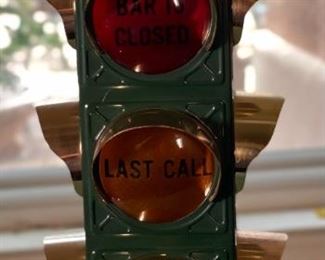 Vintage 1960s B&B Bar Lamp Stop Light Traffic Signal OPEN CLOSED LAST CALL	20x4x4in	HxWxD
