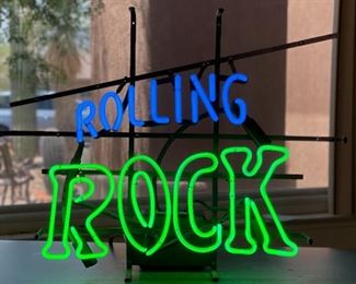 Rolling Rock Beer Neon Bar Sign Vintage Blue Green 2 color	18.5x23.5x7in	HxWxD

