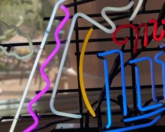 Miller Lite Diamondbacks Snake Neon Bar Sign	28x32x7in	HxWxD
