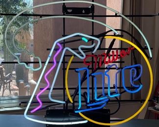 Miller Lite Diamondbacks Snake Neon Bar Sign	28x32x7in	HxWxD
