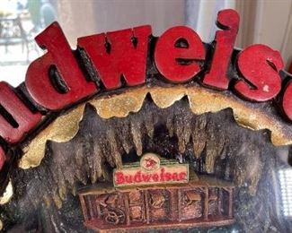 Budweiser Bottle Cap Chameleons Sign Louie Frankie Lizards Advertising Shadow Box	16.5x15.5x5in	HxWxD
