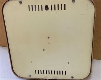 Old Milwaukee Beer Clock	10.75x0.75x3in	HxWxD
