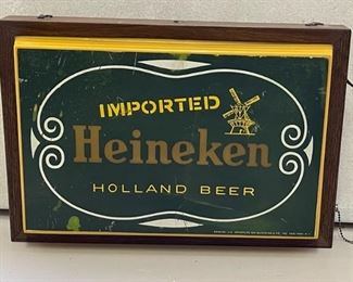 Vintage Heineken Holland Beer Lighted Sign	13x19x4in	HxWxD
