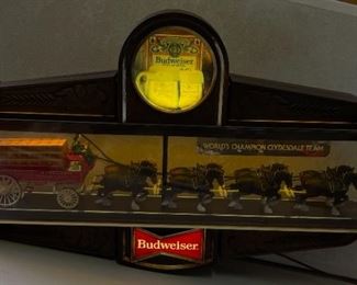 Budweiser Beer World's Champion Clydesdale Team Lighted Hang Sign FULL Size	20x35x6.75in	HxWxD
