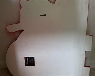 1990s Marlboro Cigarette Clock Advertising Sign	23x22in	HxWxD
