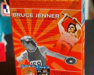 2012 Wheaties Box Bruce Jenner	12x7.75x2.75in	HxWxD
