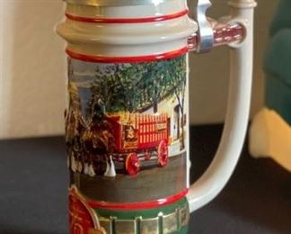 Budweiser 2008 Members Exclusive Stein Clydesdale 75th Anniversary BSM1 Anheuser Busch	10.25in h x 4.5in Diameter at base	
