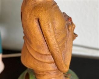 Vintage ET The Extra Terrestrial Piggy Bank Coin Bank	12.5x7x7in	HxWxD
