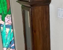 Ridgeway Grandfather Clock	77 x 18.5 x 11.5in	HxWxD
