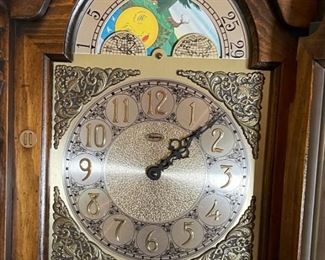 Ridgeway Grandfather Clock	77 x 18.5 x 11.5in	HxWxD
