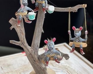 4 Mouse Kachina Tree Alfred Benally Navajo Native American	18.5x13x9in	HxWxD
