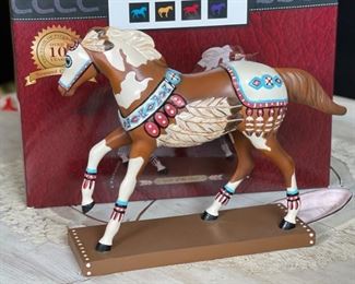 Trail of Painted Ponies, SPIRIT OF THE CHIEF (4030251)  Horse Figurine	7x7.5x2.5in	HxWxD
